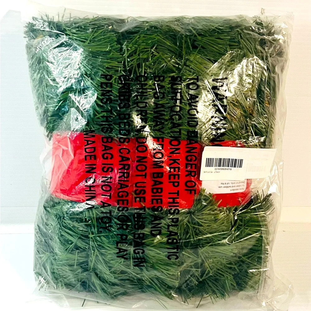 Christmas Garland 50 Foot Soft Non-Lit Artificial Greenery Indoor/Outdoor NEW